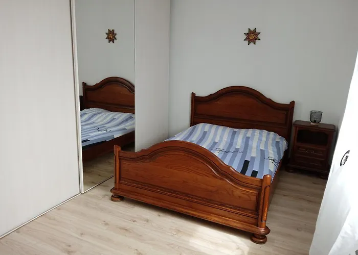 Сasa de vacaciones Maison Spacieuse Proche De La